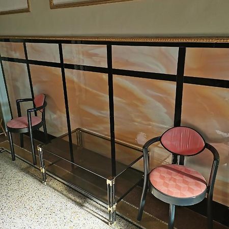 Villa Karaktervolle Woning Met Zwembad Te Renaix Extérieur photo